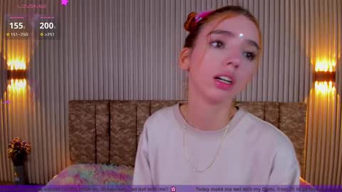 Snapshot of alana_333 chatting on February 13, 3:03 pm A L A N A online show from February 13, 3:03 pm