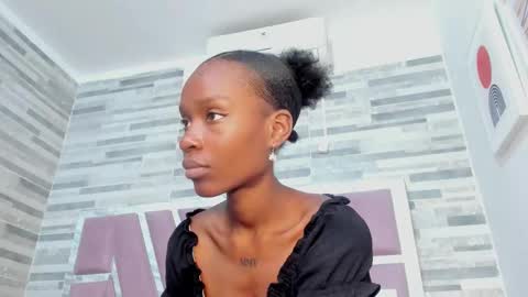 Alana online show from October 28, 6:42 pm