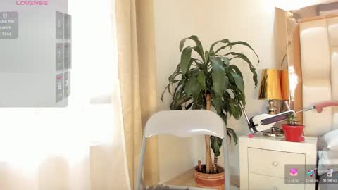 Snapshot of alana_then2 chatting on March 4, 3:37 pm online show from March 4, 3:37 pm