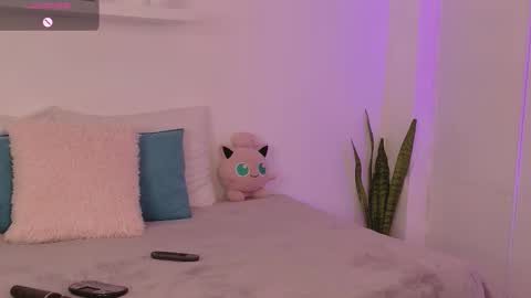 Ana online show from November 10, 6:54 pm