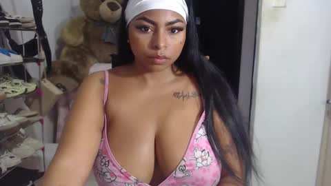 Snapshot of alanajonees chatting on October 10, 3:18 pm alanajonees online show from October 10, 3:18 pm