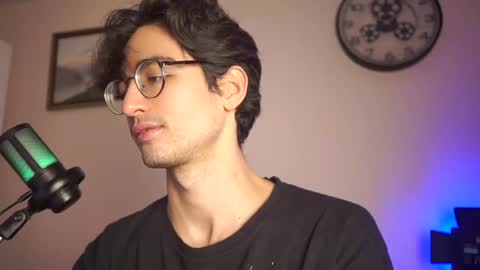 idenavarre online show from January 19, 10:39 pm