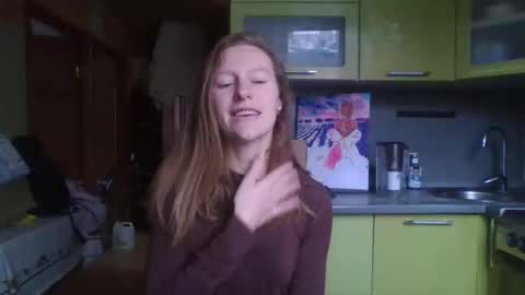 Elisa online show from March 2, 12:22 pm