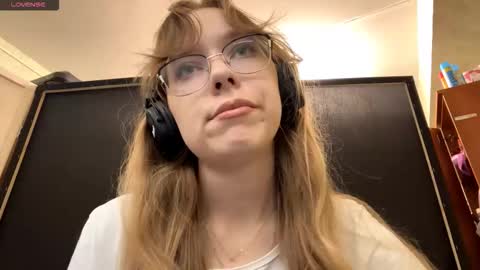 Stella online show from October 13, 2:41 pm