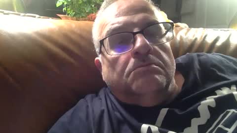 alankrieski1174 online show from November 18, 5:10 am