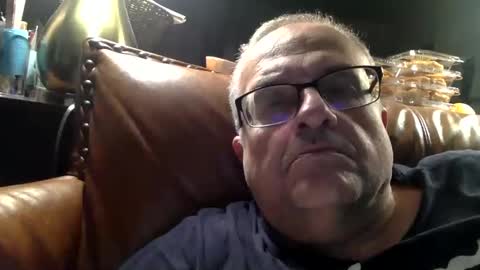 alankrieski1174 online show from November 24, 4:44 am