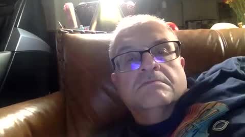 alankrieski1174 online show from November 8, 7:00 am