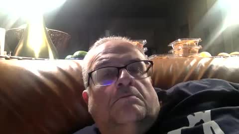 alankrieski1174 online show from November 21, 6:22 am