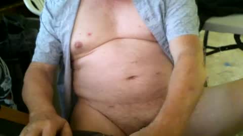 Snapshot of alanlee10allen chatting on October 14, 9:51 pm Alanlee10allen online show from October 14, 9:51 pm