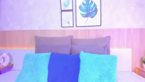 Alanna  online show from December 15, 4:19 am