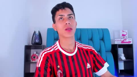 alannaughty_ online show from January 15, 3:33 am