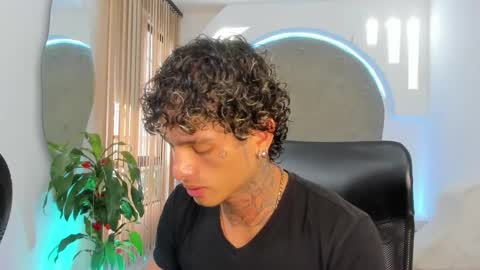 alan online show from February 25, 12:27 pm