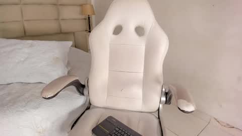 Alaska online show from December 14, 4:30 am