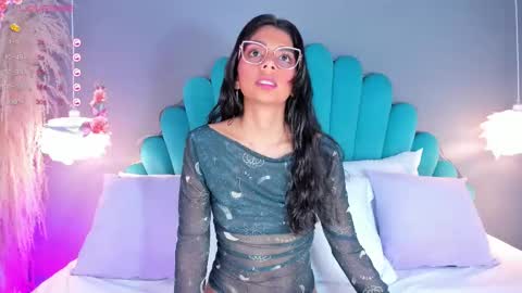 Snapshot of alassiahocthner chatting on September 16, 11:34 am Alassia Hocthner online show from September 16, 11:34 am