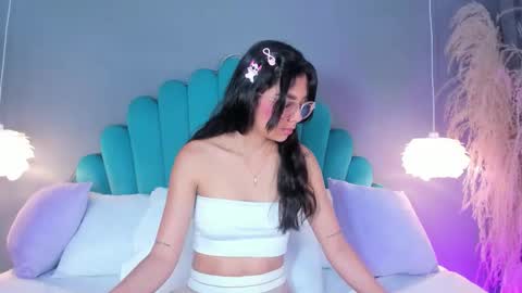 Snapshot of alassiahocthner chatting on October 15, 11:44 am Alassia Hocthner online show from October 15, 11:44 am