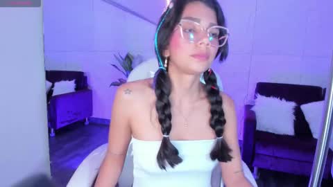 Snapshot of alassiahocthner chatting on October 4, 12:47 pm Alassia Hocthner online show from October 4, 12:47 pm