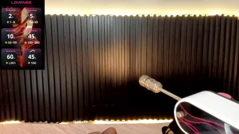 Snapshot of aleja__slav3 chatting on October 23, 7:59 pm aleja__slav3 online show from October 23, 7:59 pm
