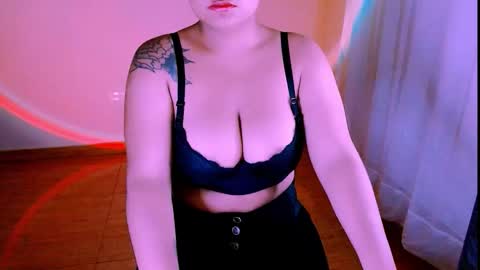 Snapshot of alejandra_conde chatting on October 5, 12:41 am Alejandra online show from October 5, 12:41 am