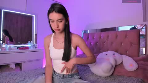 Snapshot of alejandraaa_ chatting on September 25, 3:13 am alejandraaa_ online show from September 25, 3:13 am