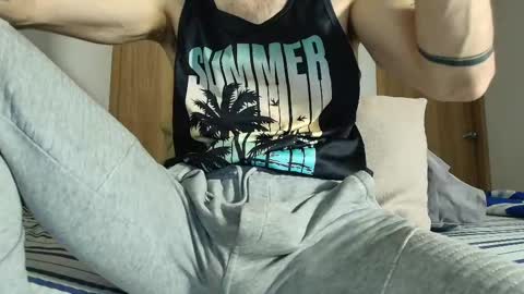 Snapshot of alejandro_bigcock chatting on September 24, 2:51 am Alejandro Hernndez online show from September 24, 2:51 am