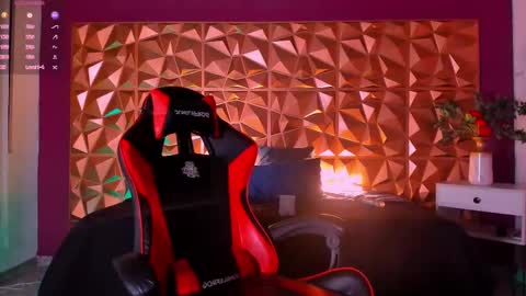 Alejo  online show from February 25, 8:00 pm