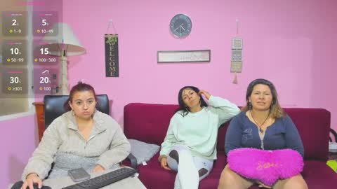 zoe and Kataleya online show from October 11, 9:29 pm