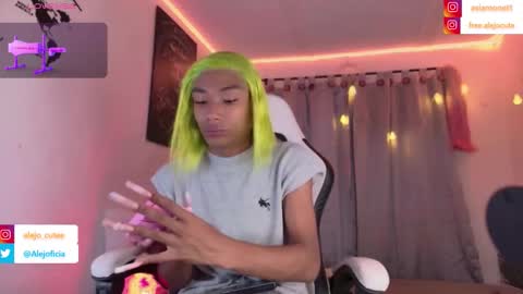alejo_cute online show from January 18, 11:14 pm