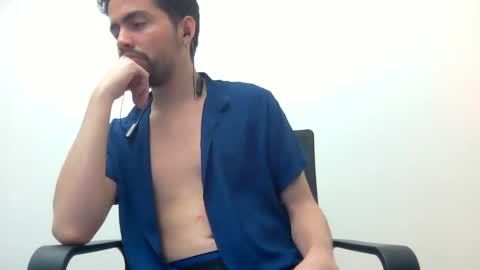 alejo_shy online show from February 5, 6:56 am