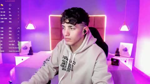 ALejoo Saenz online show from March 18, 7:03 am