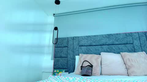 aleka_williams_ online show from November 30, 2:18 am