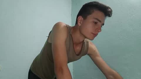 Alejandro online show from December 18, 2:21 am