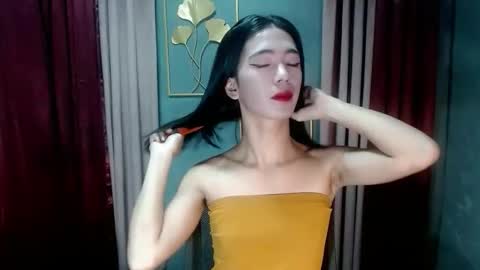 Snapshot of alesharios chatting on October 5, 10:06 pm Alesha online show from October 5, 10:06 pm