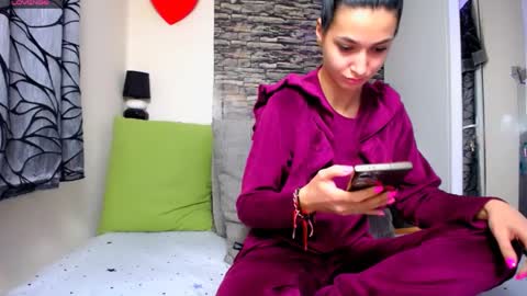 Snapshot of alesiasensual chatting on March 10, 8:17 am AlesiaSensual online show from March 10, 8:17 am