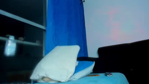 Snapshot of alessandro__777 chatting on September 26, 8:00 am Alessandro online show from September 26, 8:00 am