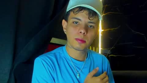 Alessandro online show from April 19, 3:51 am