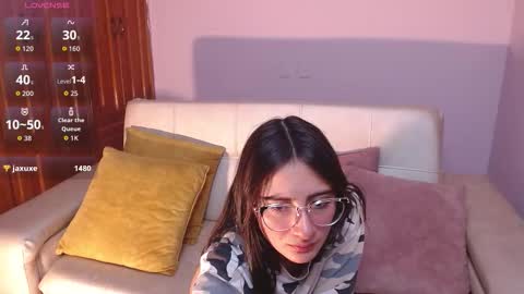 Alessia online show from November 7, 5:04 pm