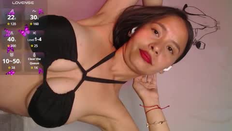 Snapshot of alessia_santorinni chatting on October 11, 2:16 am alessia_santorinni online show from October 11, 2:16 am