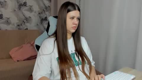 Aletta Oushen online show from September 13, 1:46 pm