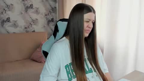 Aletta Oushen online show from September 21, 11:14 am