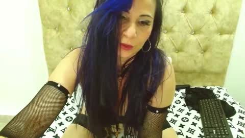 Snapshot of alettallove chatting on March 2, 2:08 am alettallove online show from March 2, 2:08 am