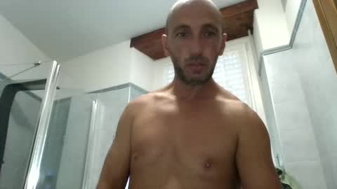 Snapshot of alex120475 chatting on October 11, 9:58 am alex120475 online show from October 11, 9:58 am