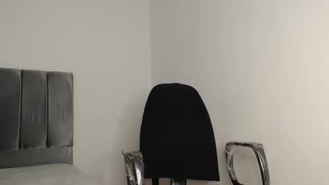 Owen online show from October 30, 2:23 am