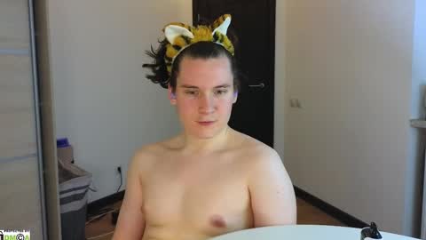 Snapshot of alex_candy_pump chatting on February 11, 1:10 am FAVORITE online show from February 11, 1:10 am