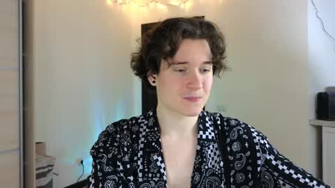 Snapshot of alex_candy_pump chatting on January 9, 4:08 am FAVORITE online show from January 9, 4:08 am