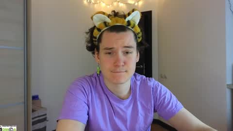 Snapshot of alex_candy_pump chatting on February 6, 1:05 am FAVORITE online show from February 6, 1:05 am