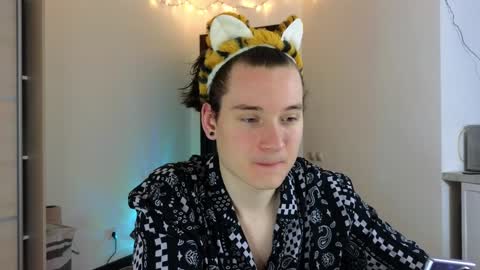 Snapshot of alex_candy_pump chatting on January 9, 1:08 am FAVORITE online show from January 9, 1:08 am