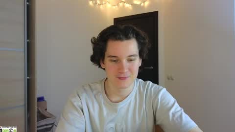 Snapshot of alex_candy_pump chatting on February 9, 3:11 am FAVORITE online show from February 9, 3:11 am