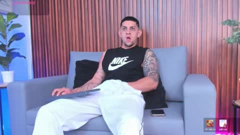 alex online show from February 28, 11:58 am