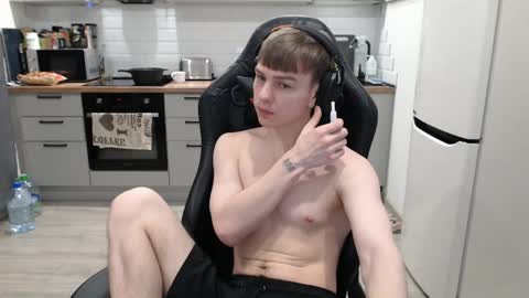 Snapshot of alex_gotcha chatting on January 25, 12:38 am Alex online show from January 25, 12:38 am