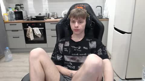 Snapshot of alex_gotcha chatting on February 26, 6:48 pm Alex online show from February 26, 6:48 pm